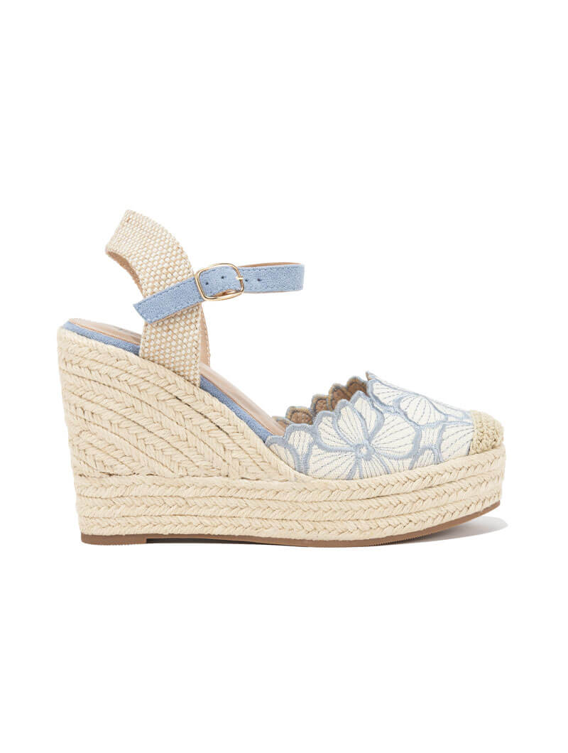 Sandales brodées en Halfa